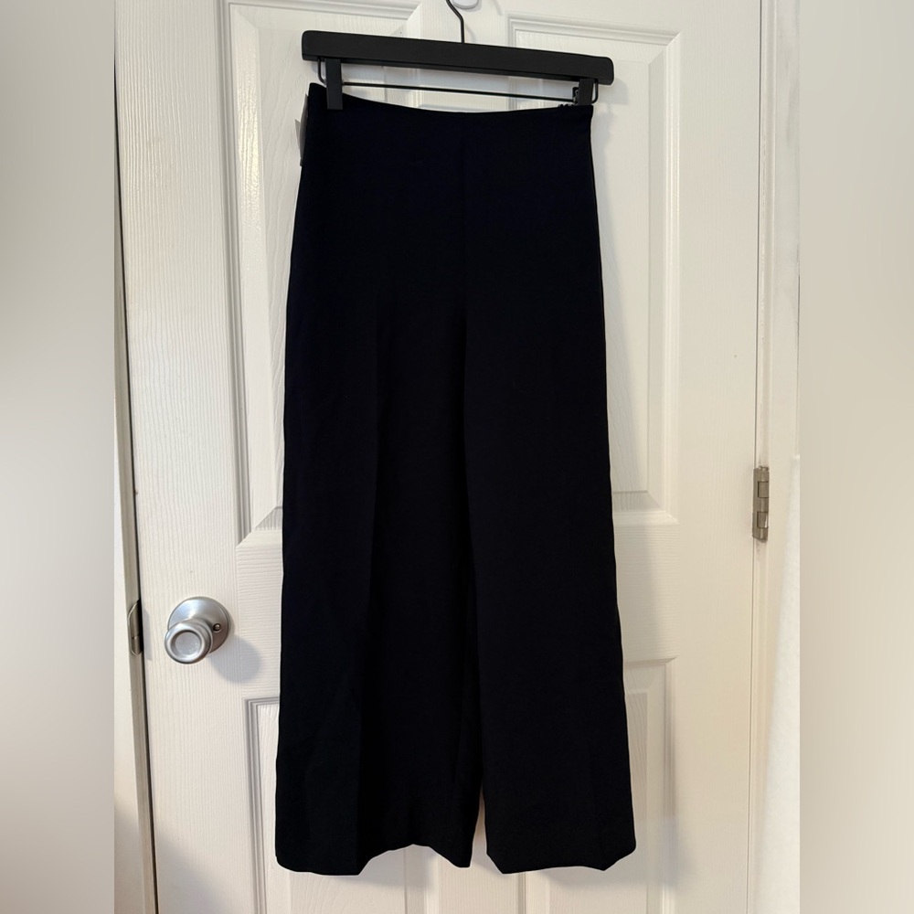 Aritzia Wilfred Cropped Black Pants